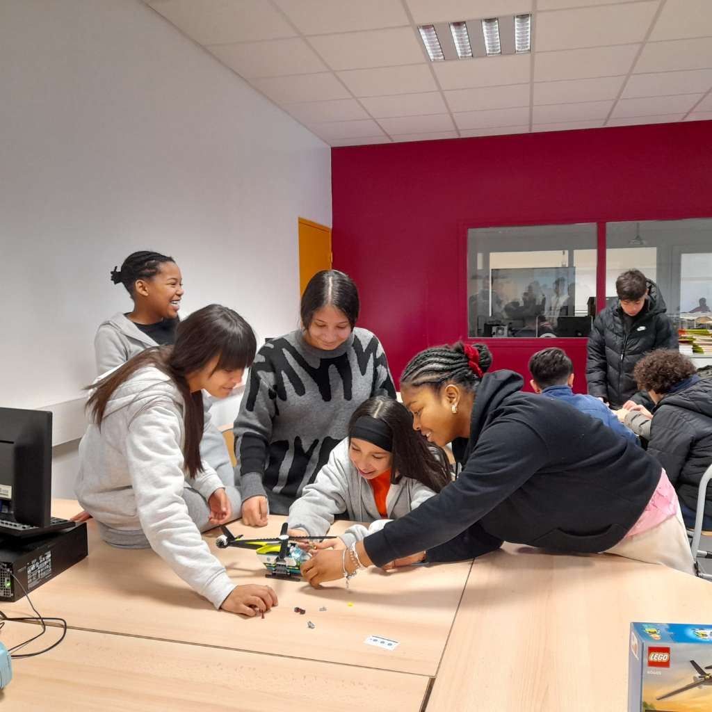 Collégiens en atelier découverte des métiers – programme Discovery FACE Sud Provence Bouches-du-Rhône