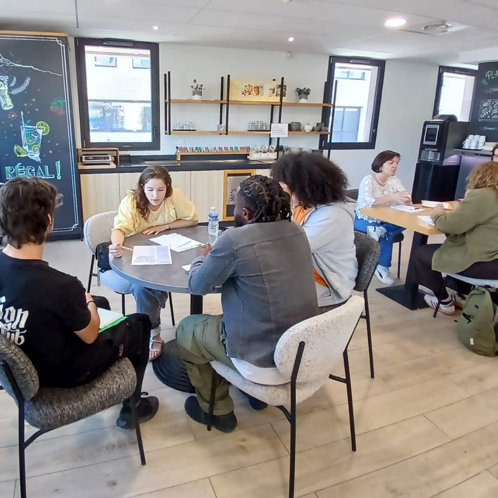 Réve(il)le toi-emploi des jeunes à Aubagne